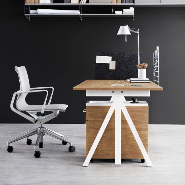 NT - String Works height adjustable desk